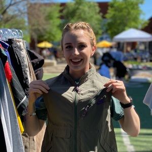 Meet your Posher, Jessica